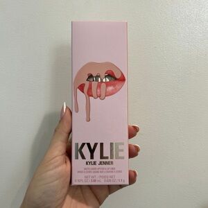 Kylie Cosmetics Matte lipkit - Nude Pink